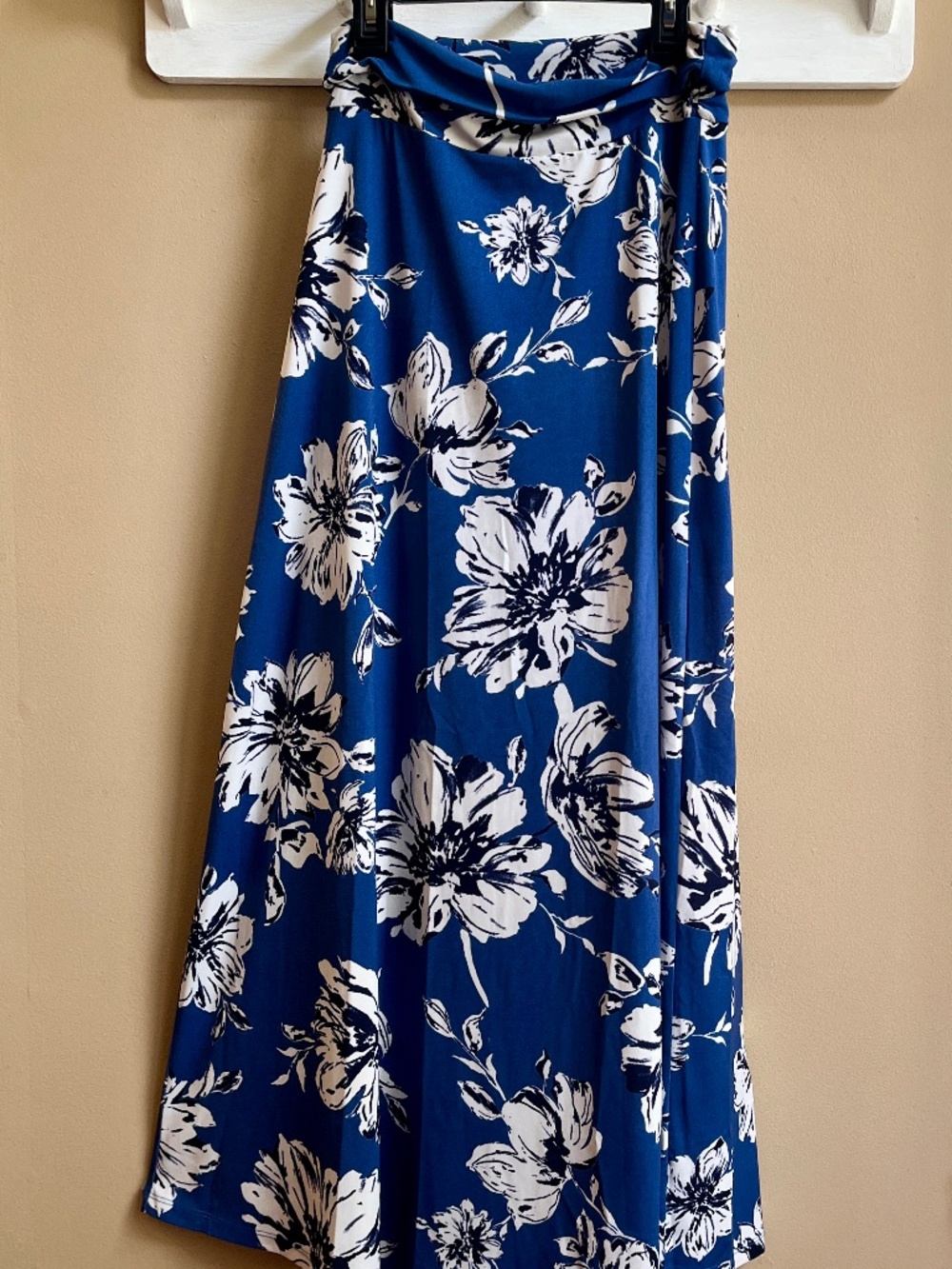 Gilli Delina Blue Floral Knit Maxi Skirt Size SP